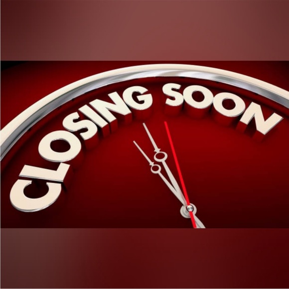 CLOSING CLOSET BY DECEMBER 1, 2025…

DROPPING PRICES AND TAKING OFFERS 💔 - Picture 1 of 4